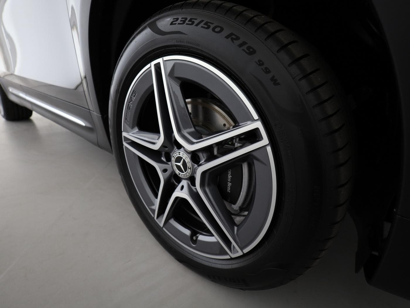 Mercedes-Benz GLB 200 d Bild 22