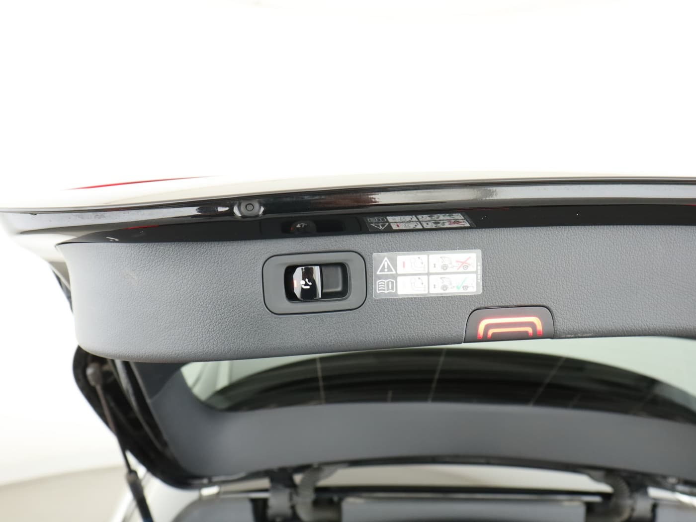 Mercedes-Benz C 200 d T Bild 25