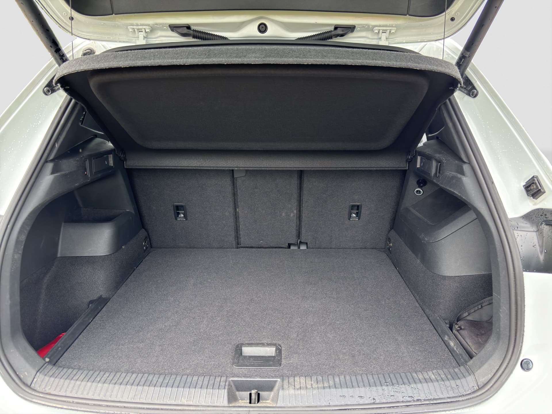 Volkswagen Tiguan GOAL 1.5 eTSI 150 PS DSG AHK NAVI ACC KAMERA Bild 16