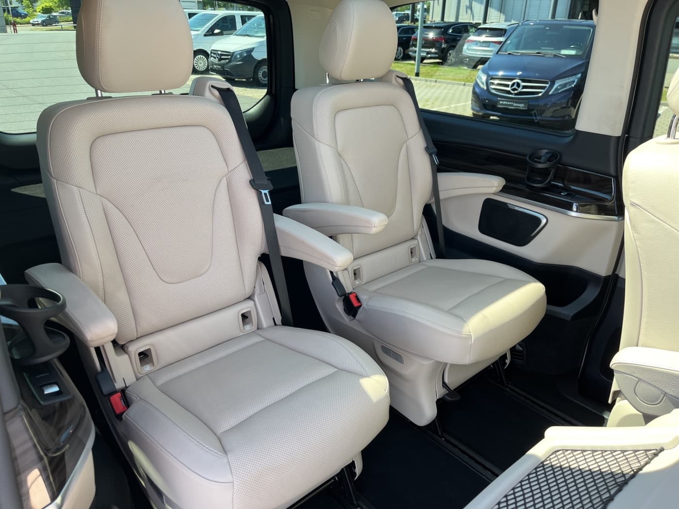 Mercedes-Benz V 300 d 4MATIC AVANTGARDE EDITION AMG Bild 20