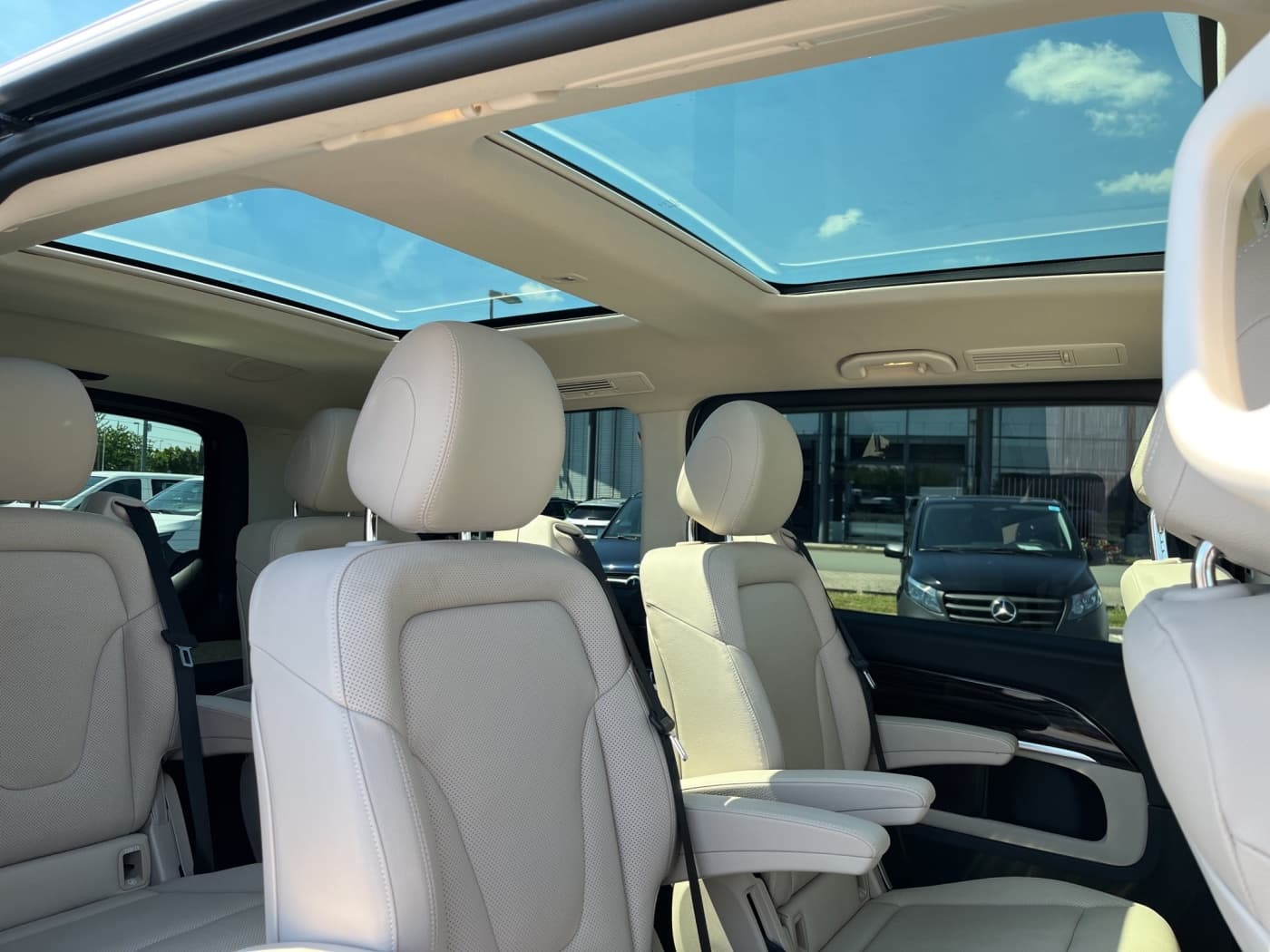 Mercedes-Benz V 300 d 4MATIC AVANTGARDE EDITION AMG Bild 21