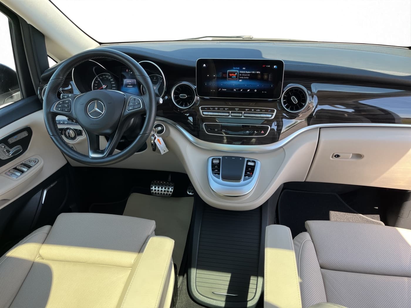 Mercedes-Benz V 300 d 4MATIC AVANTGARDE EDITION AMG Bild 9