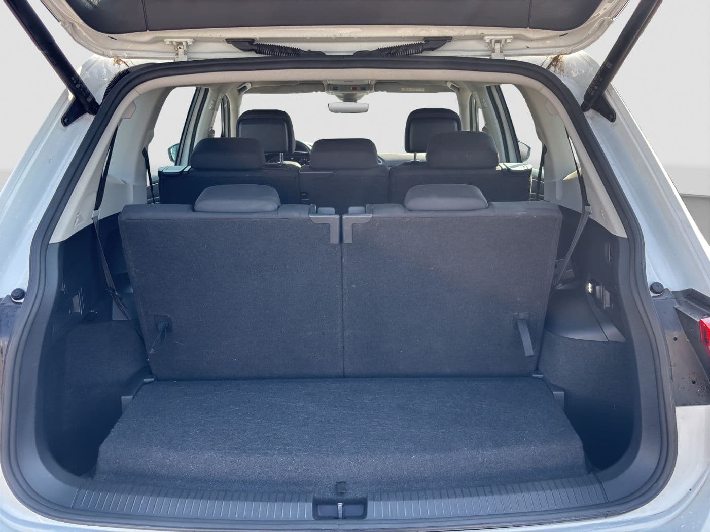 Volkswagen Tiguan Allspace Life 1.5 TSI 150 PS DSG AHK Standheizung NAVI ACC Bild 18