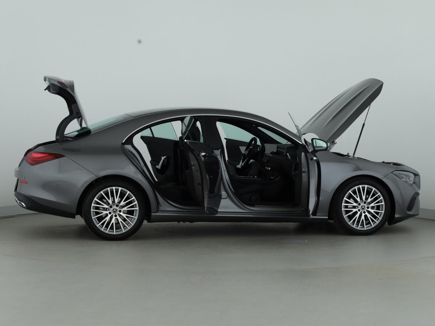 Mercedes-Benz CLA 180 Coup Bild 8