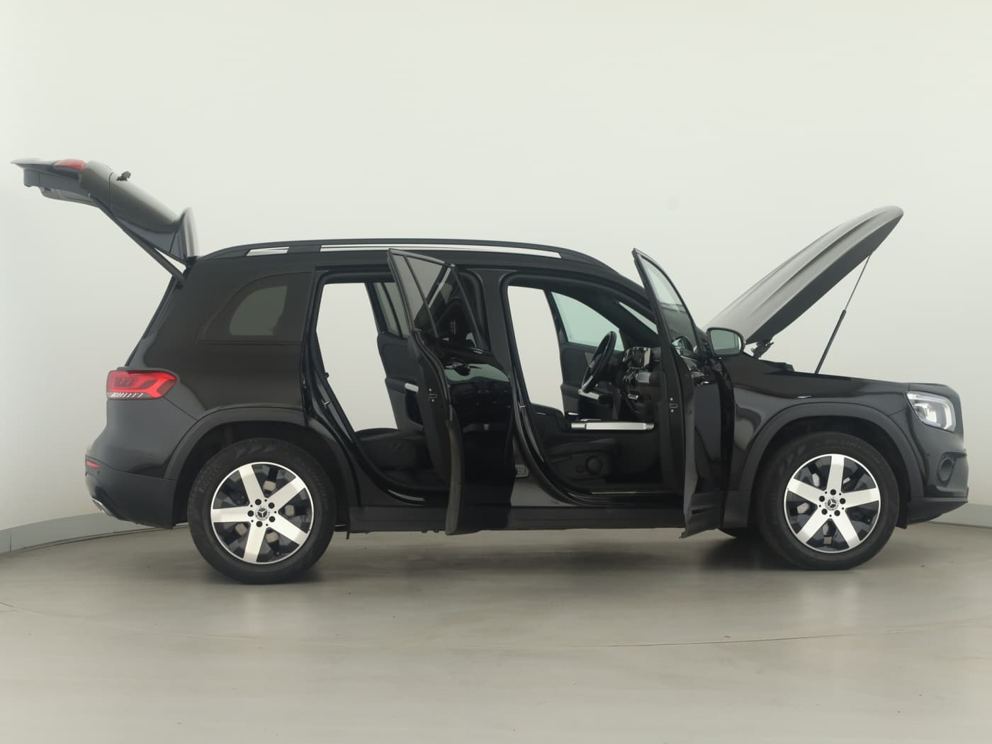 Mercedes-Benz GLB 220 d Bild 8