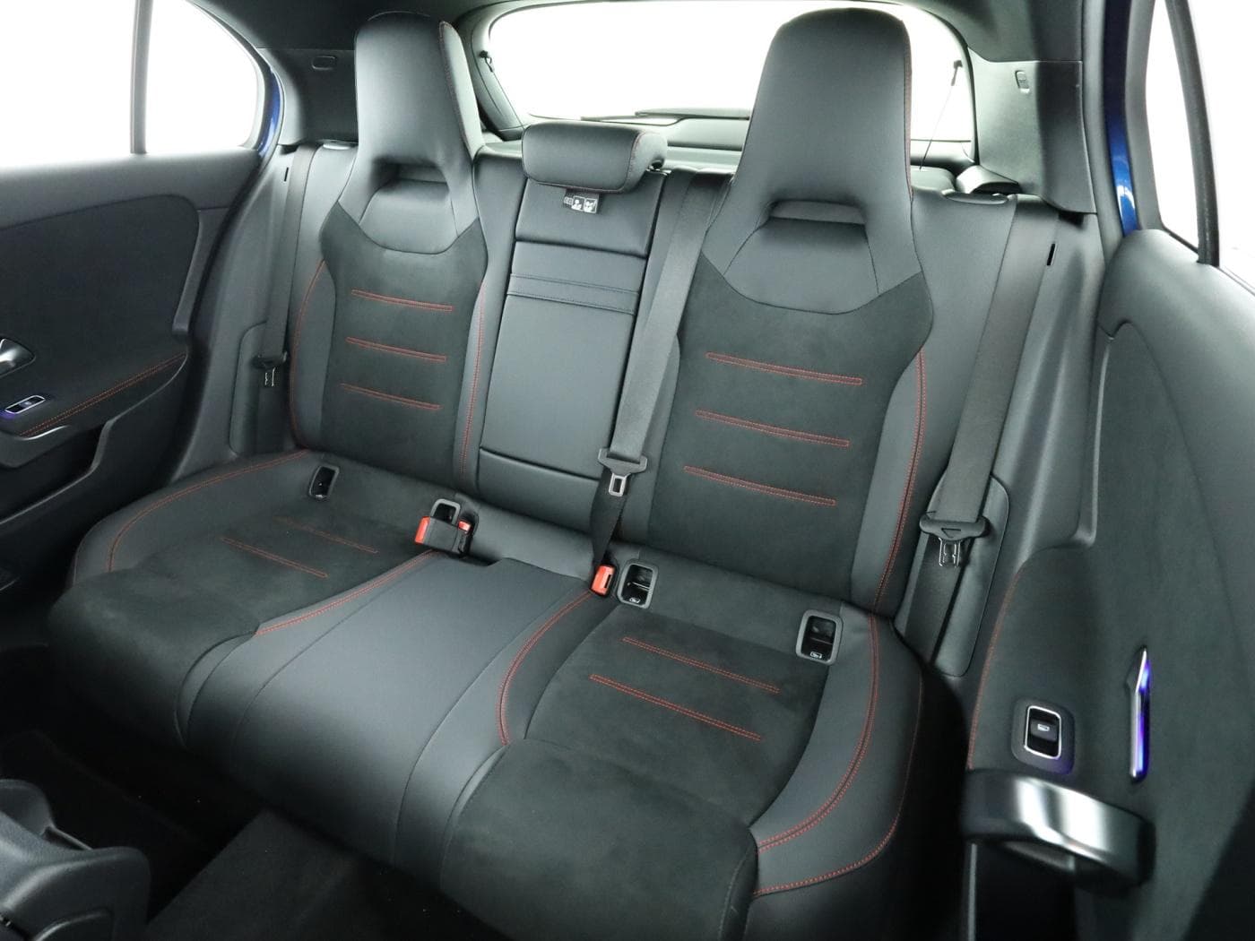 Mercedes-Benz A 200 d Bild 18