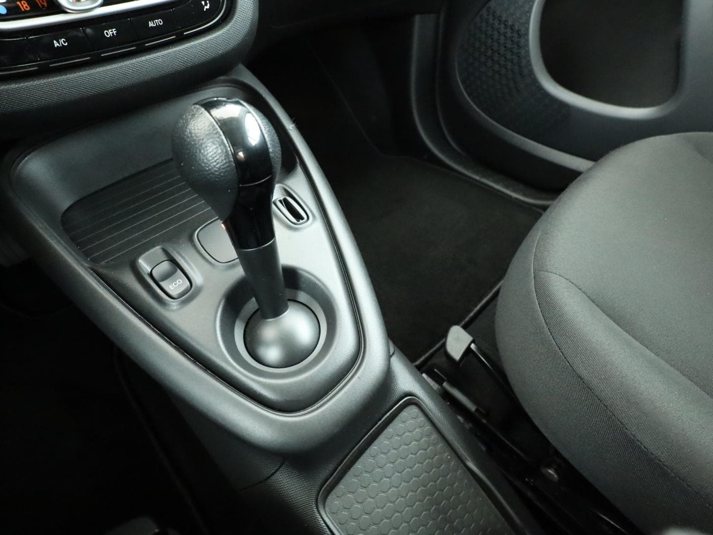 Smart fortwo EQ Bild 15