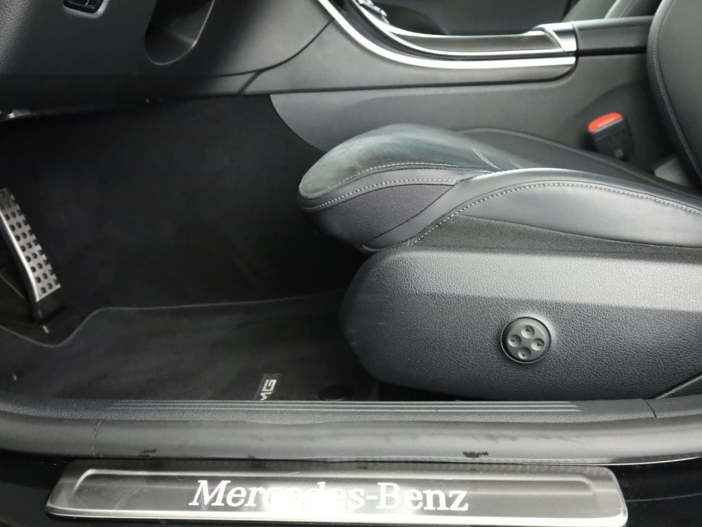Mercedes-Benz C 300 d T Bild 27