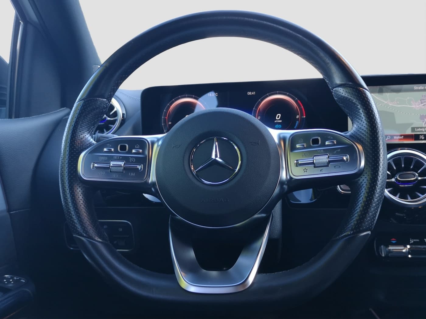 Mercedes-Benz B 250 e Bild 10