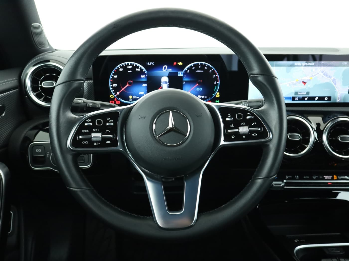 Mercedes-Benz CLA 250 e SB Bild 11