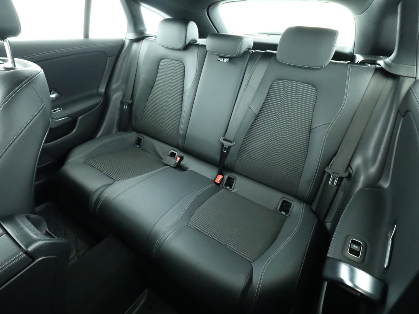 Mercedes-Benz CLA 250 e SB Bild 18