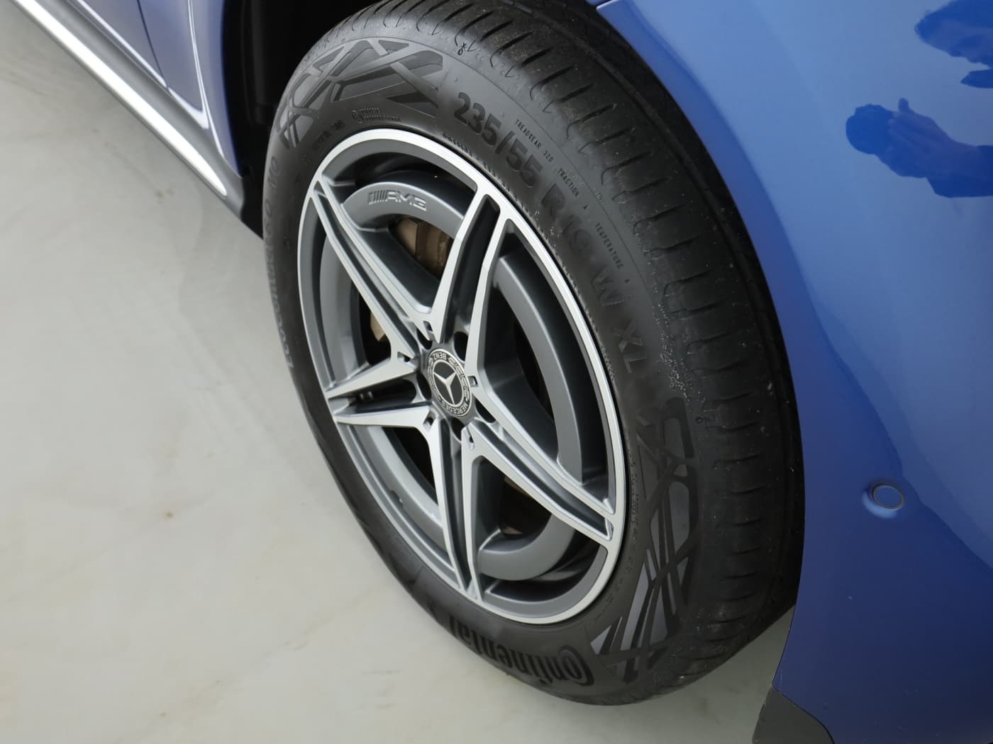 Mercedes-Benz EQC 400 4M Bild 21