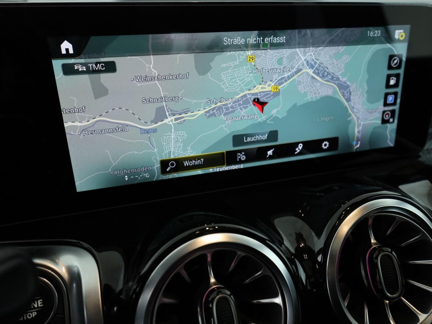 Mercedes-Benz GLB 250 4M Bild 13