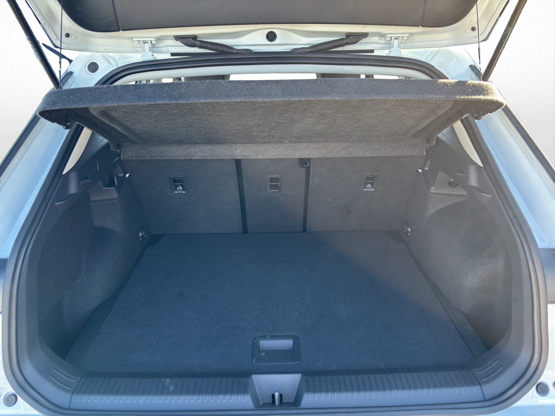 Volkswagen T-Roc Life 1.5 eTSI 115 PS DSG NAVI ACC KAMERA Bild 16