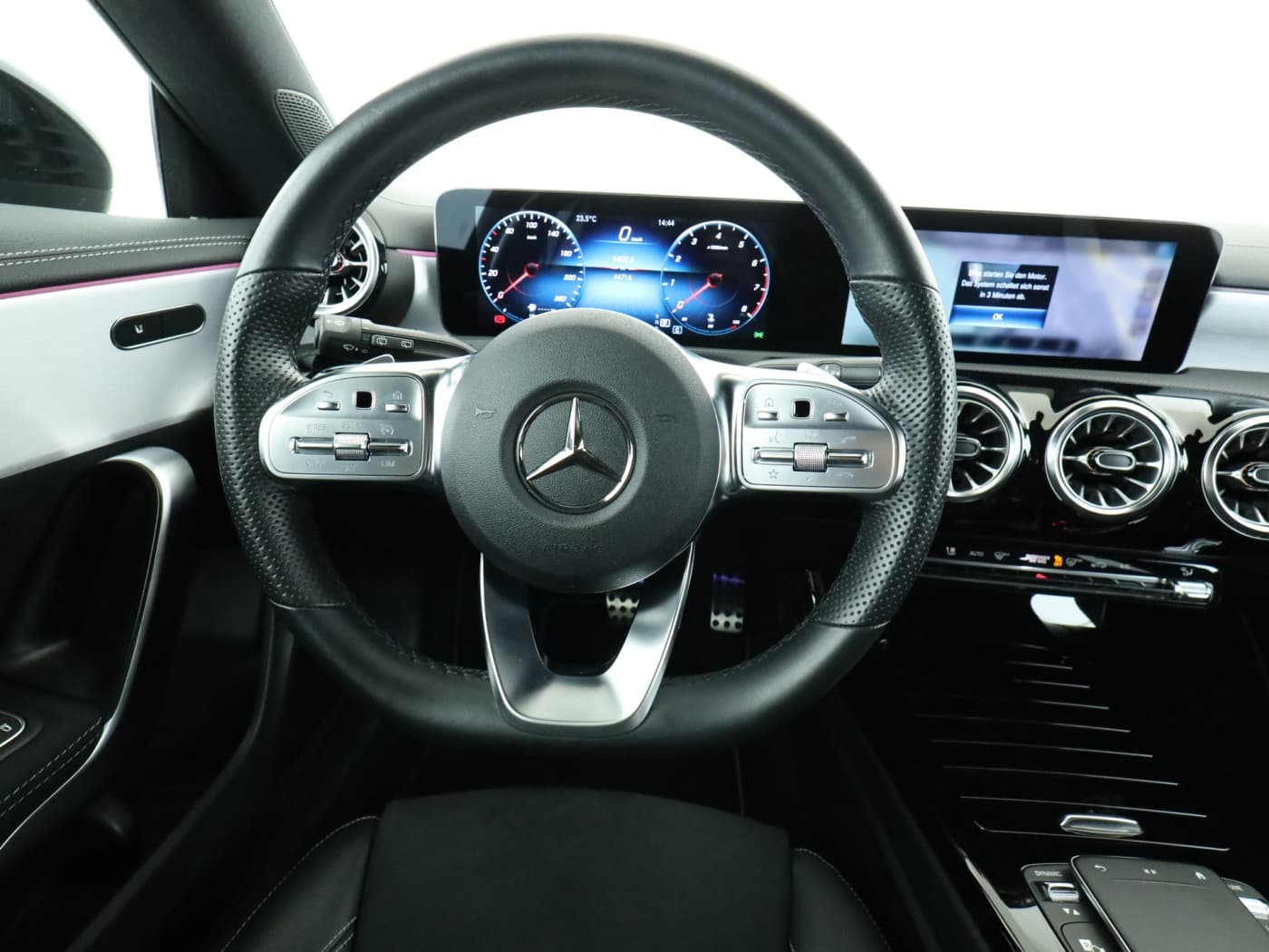 Mercedes-Benz CLA 200 SB Bild 11