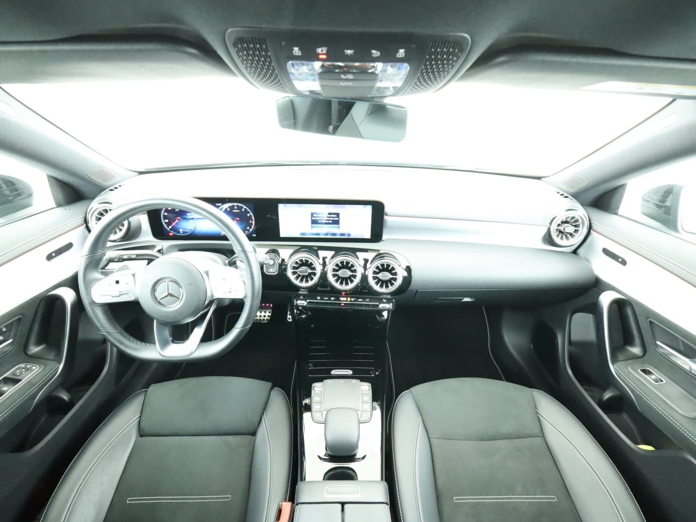 Mercedes-Benz CLA 200 SB Bild 19
