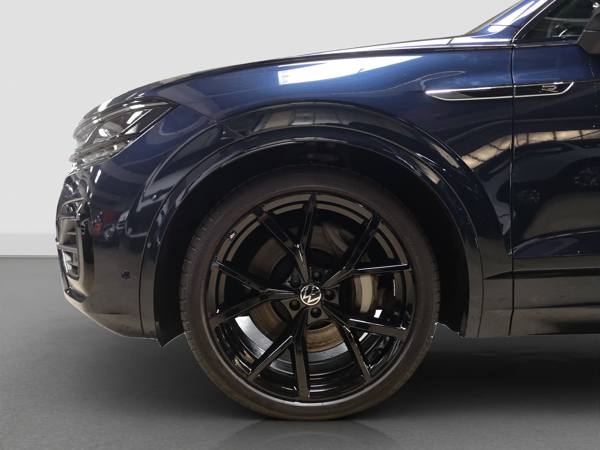 Volkswagen Touareg R 3.0 l V6 eHybrid OPF 4MOTION / 100 KW (136 PS) 8-Gang-Automatik (Tiptronic) Bild 20