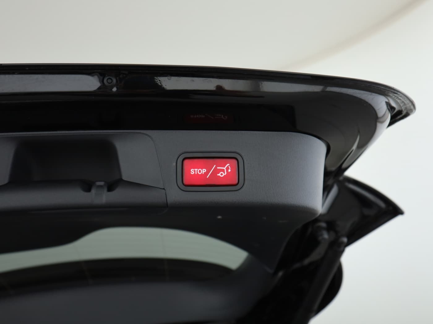 Mercedes-Benz EQB 300 4M Bild 24