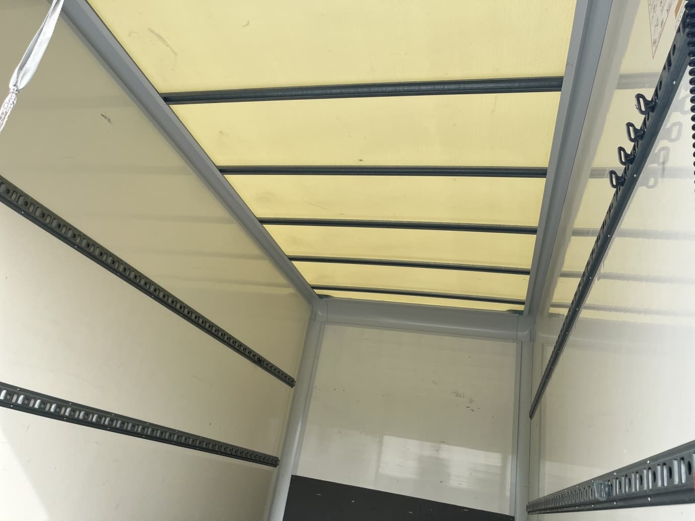 Mercedes-Benz Sprinter 317 CDI Koffer LBW Bild 19