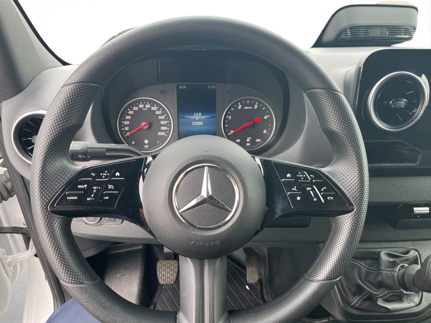 Mercedes-Benz Sprinter 317 CDI Koffer LBW Bild 9