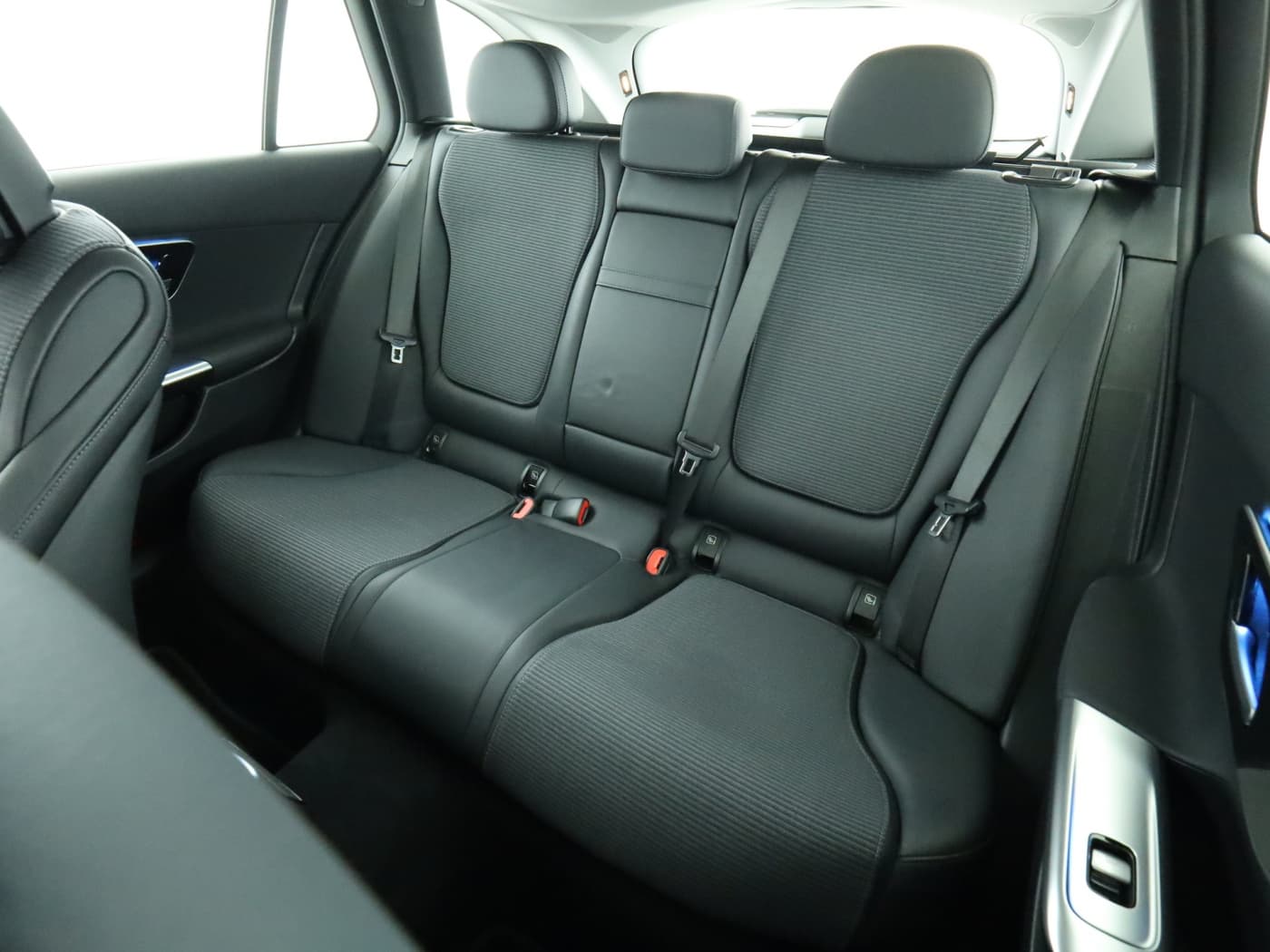 Mercedes-Benz C 220 d T Bild 18