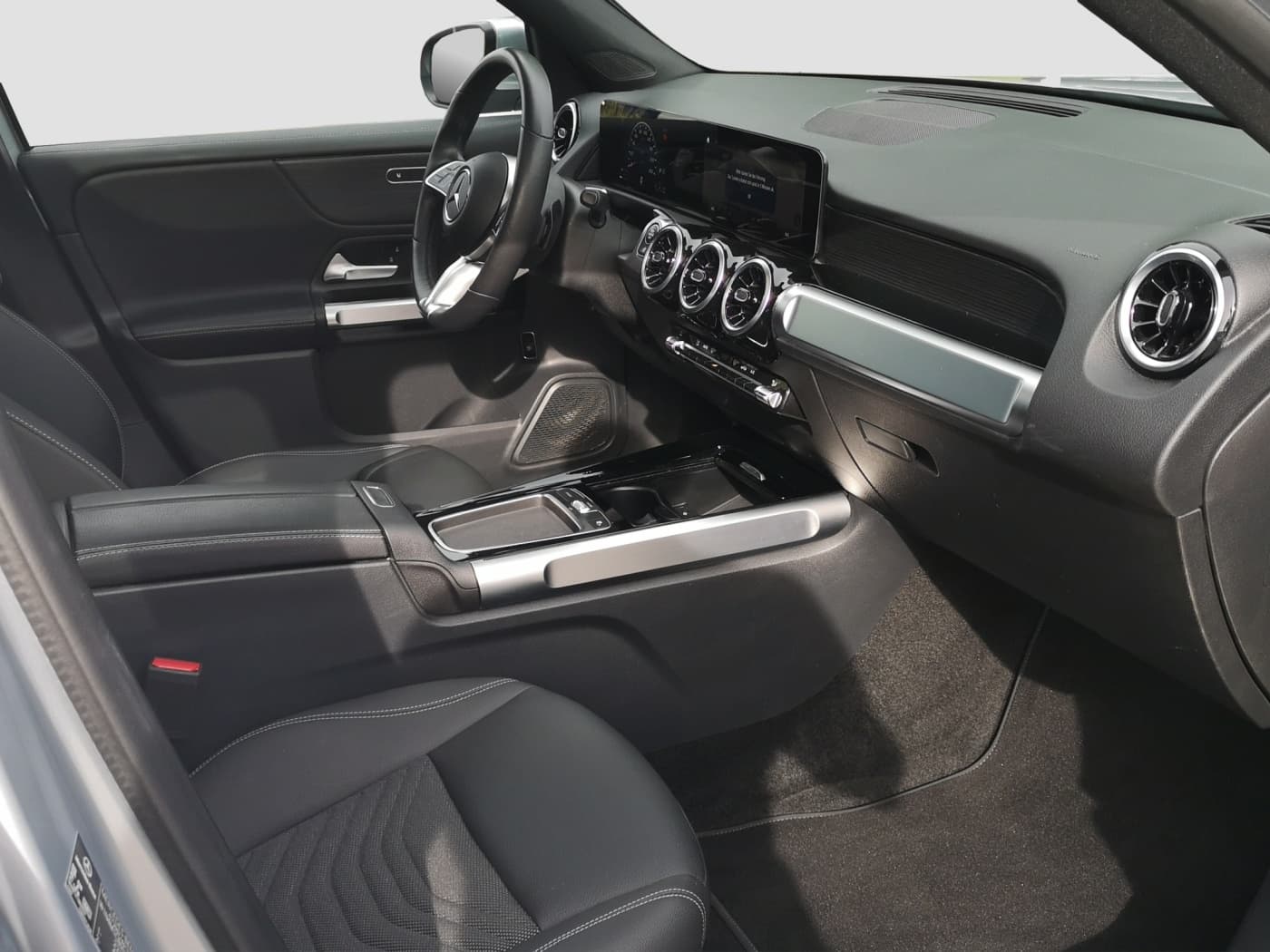 Mercedes-Benz GLB 200 d Bild 15