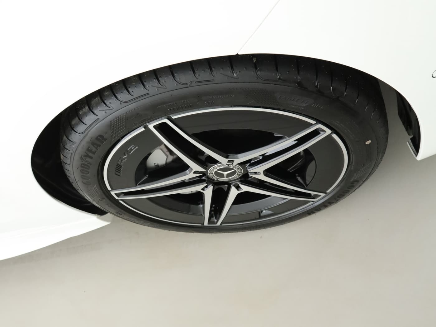 Mercedes-Benz C 180 Bild 22