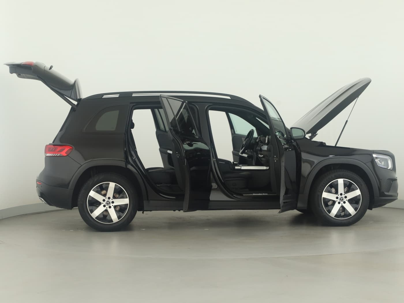 Mercedes-Benz GLB 220 d 4M Bild 8