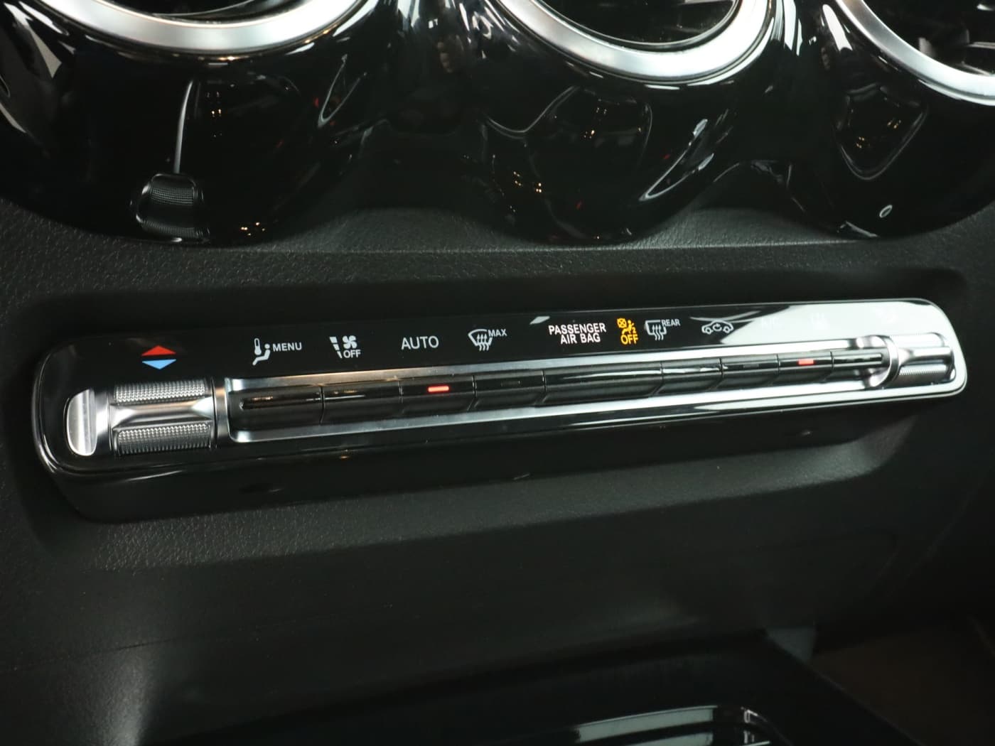 Mercedes-Benz GLB 250 4M Bild 14