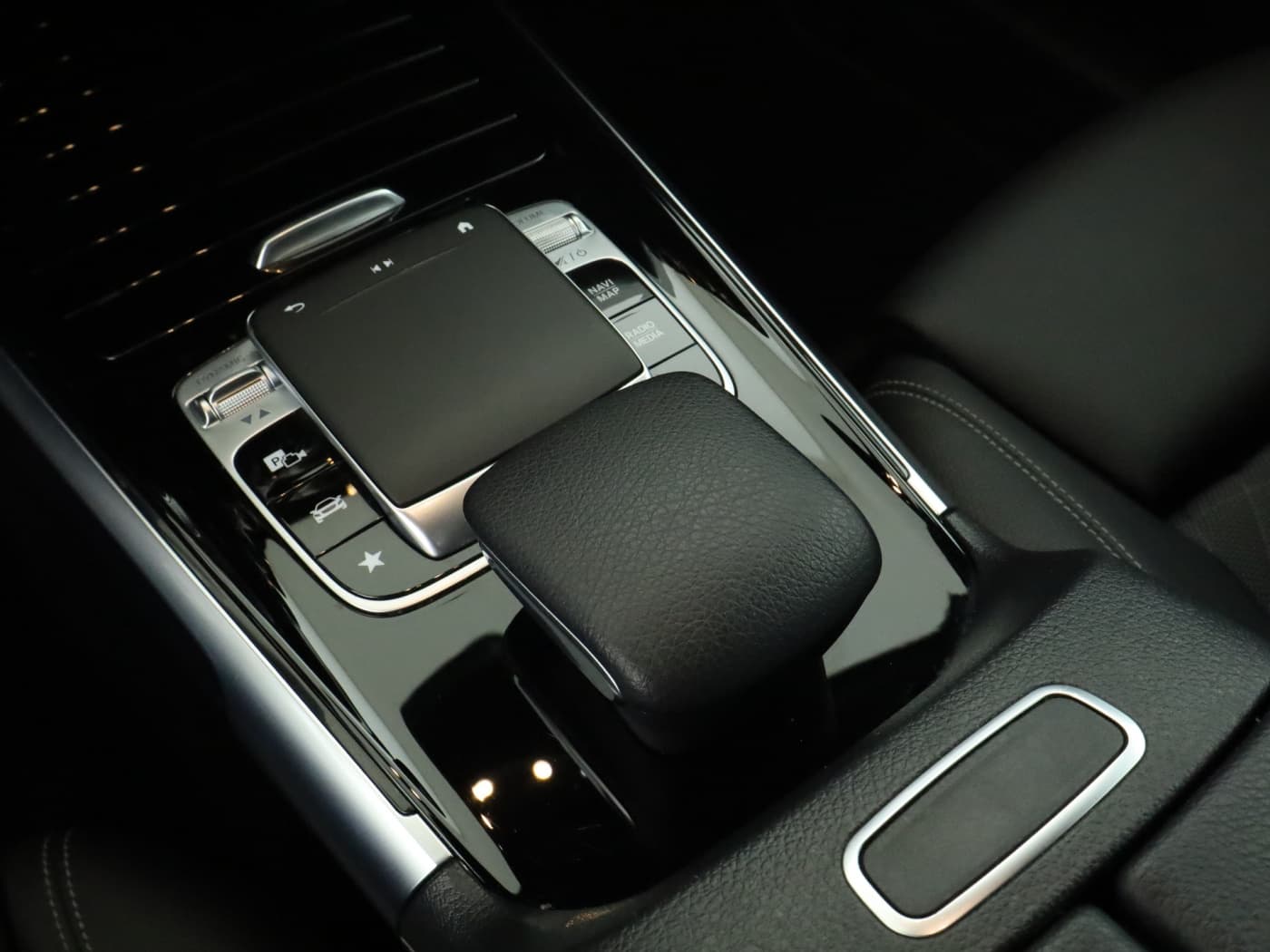 Mercedes-Benz GLB 250 4M Bild 15