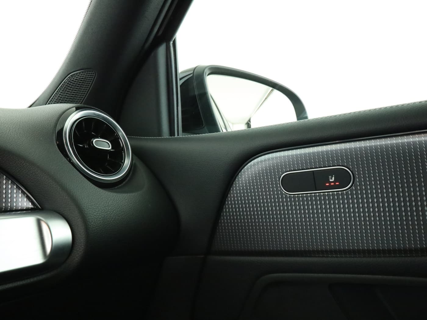 Mercedes-Benz GLB 250 4M Bild 16