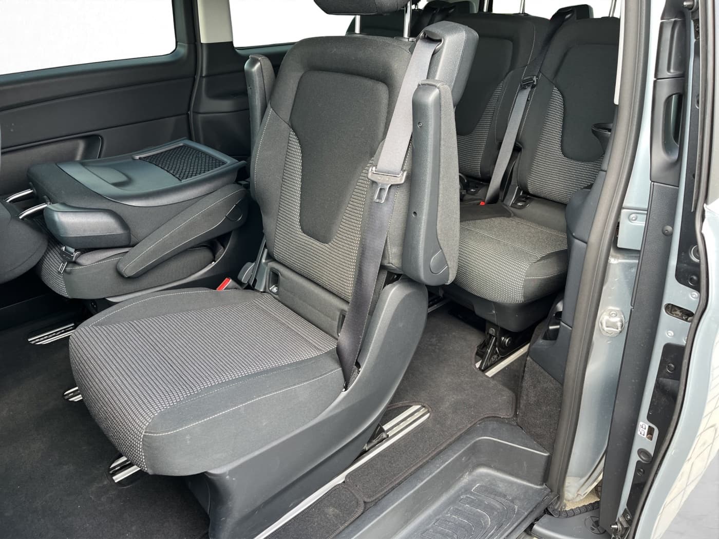 Mercedes-Benz V 220 d STYLE Bild 14