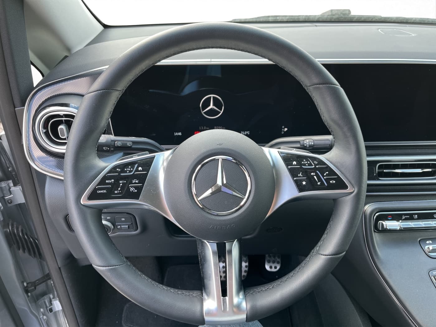 Mercedes-Benz V 220 d STYLE Bild 8