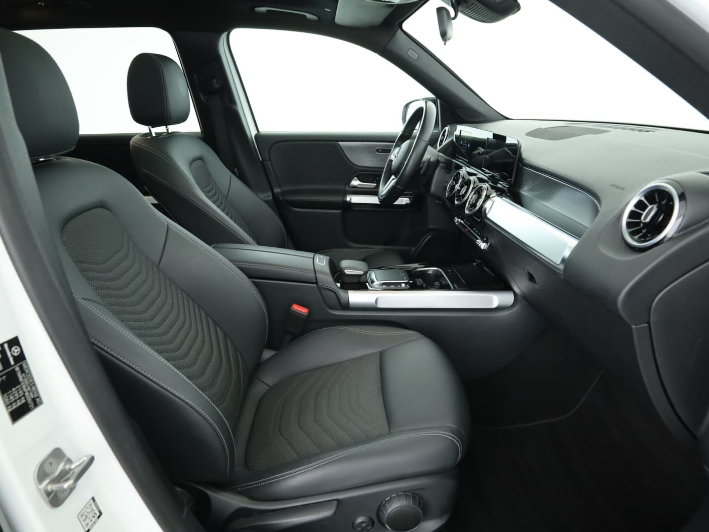 Mercedes-Benz GLB 220 d Bild 17