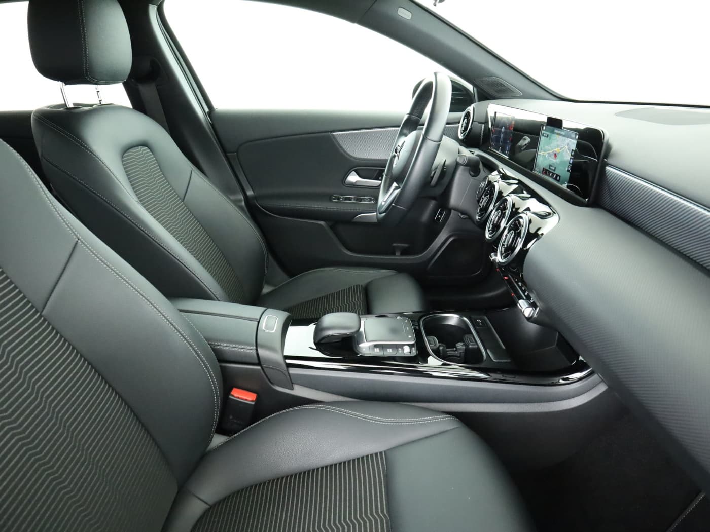 Mercedes-Benz A 250 e Lim Bild 17