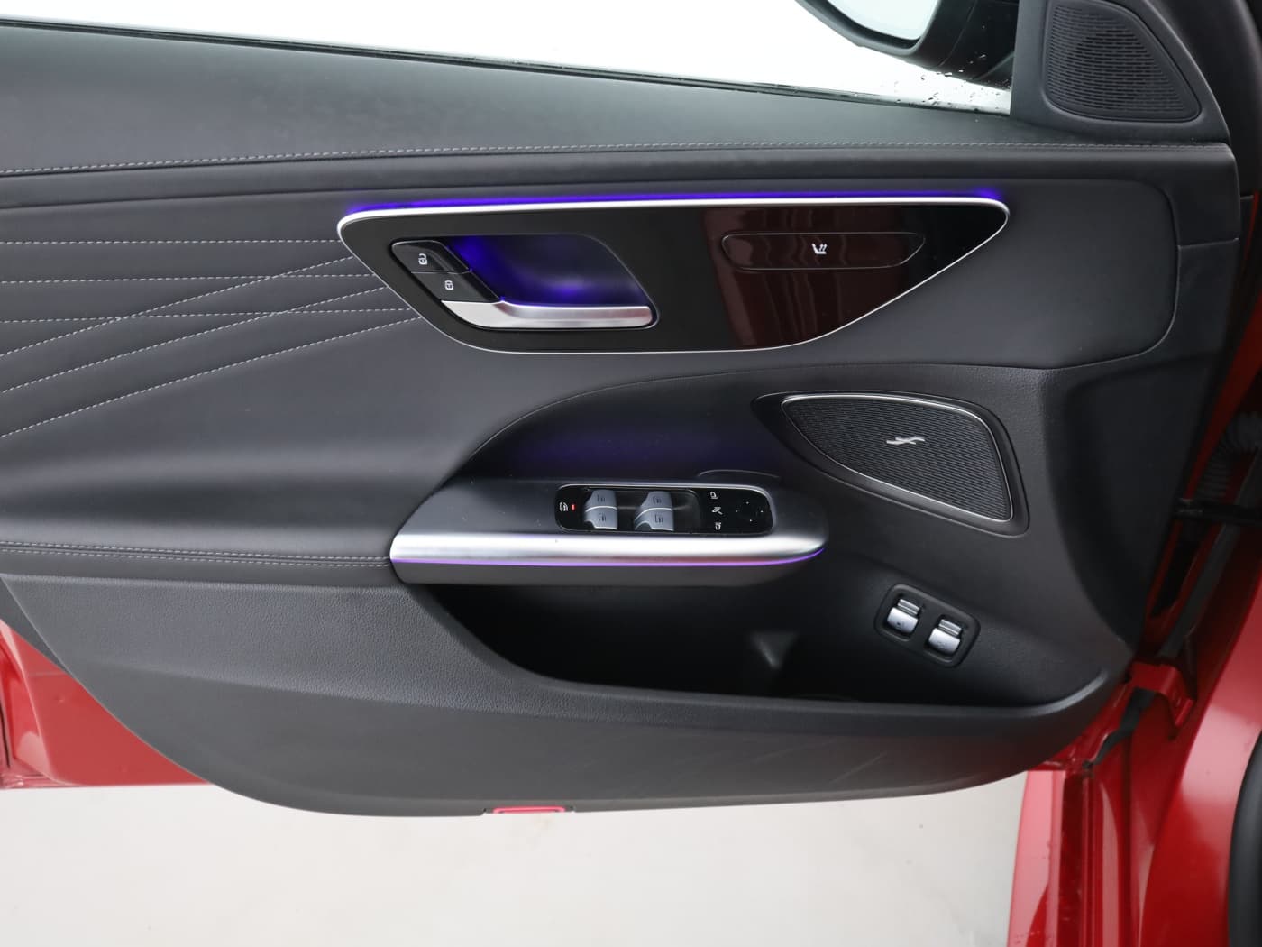 Mercedes-Benz C 300 e T Bild 20