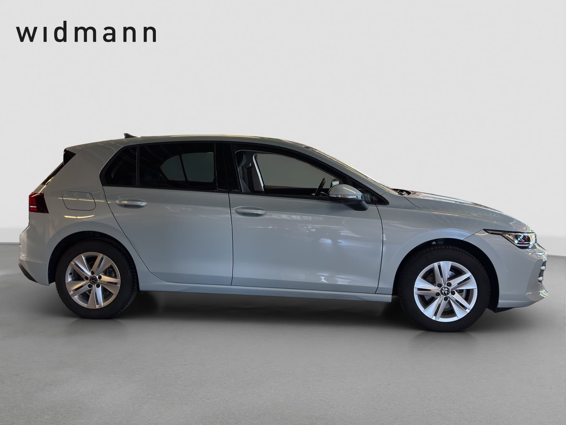 Volkswagen Golf Life 1.5 eTSI 150 PS DSG NABI ACC KAMERA Bild 6