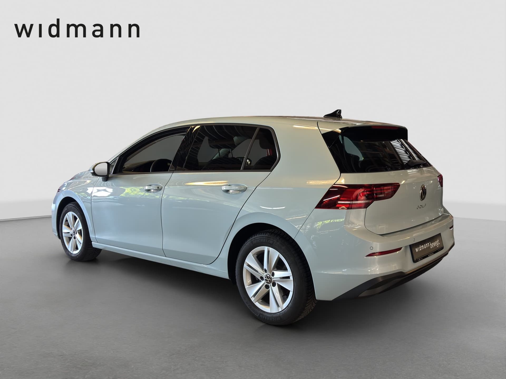 Volkswagen Golf Life 1.5 eTSI 150 PS DSG NABI ACC KAMERA Bild 8