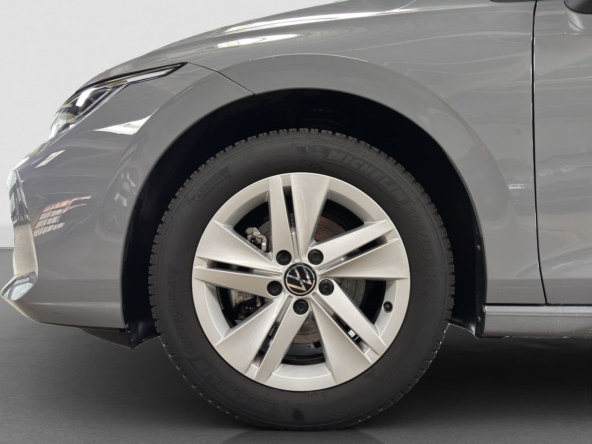 Volkswagen Golf Life 1.5 TSI 115 PS DSG Kamera ACC Navi Bild 18