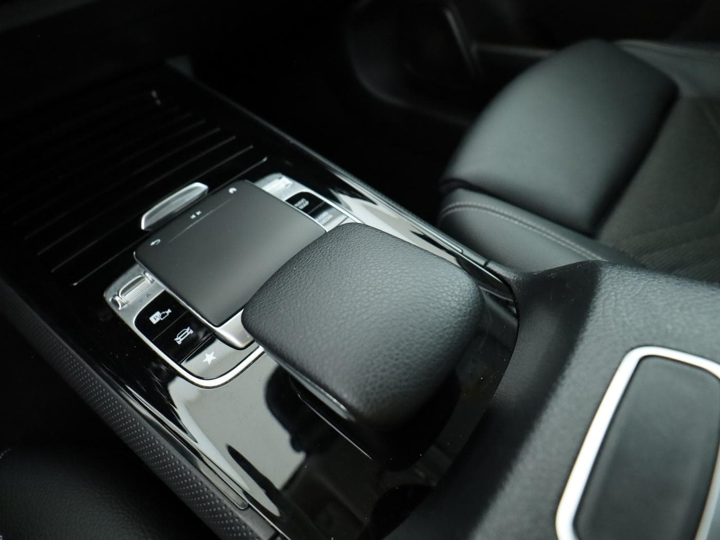 Mercedes-Benz GLB 180 d Bild 15