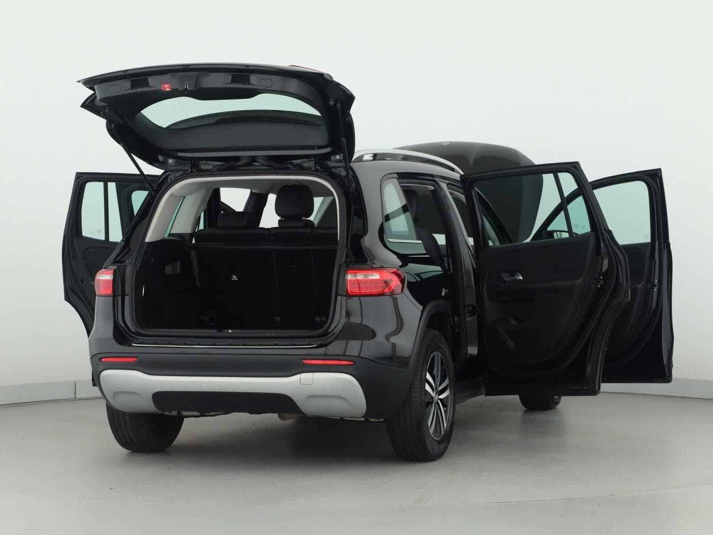 Mercedes-Benz GLB 180 d Bild 9
