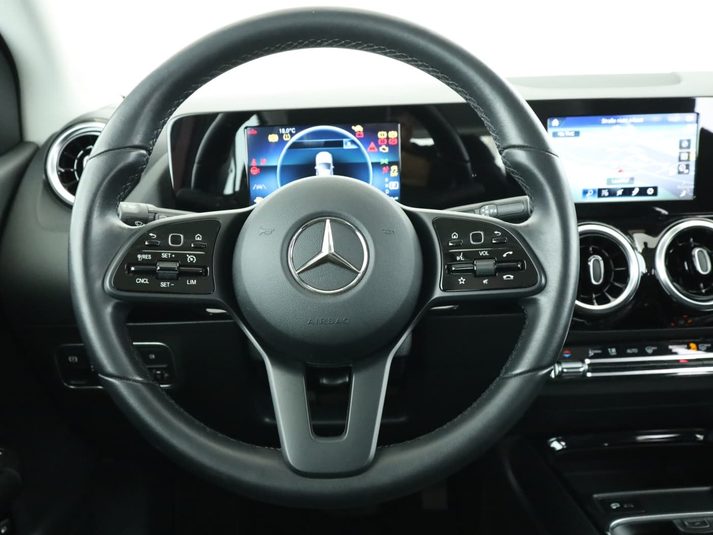 Mercedes-Benz B 250 e Bild 11