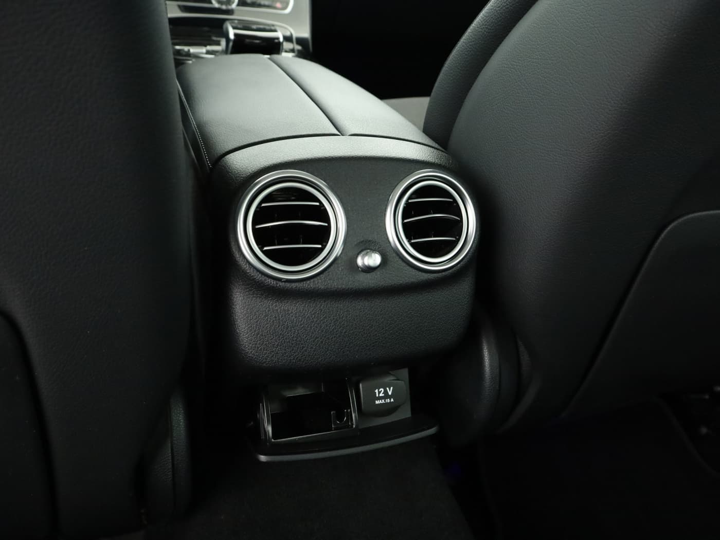 Mercedes-Benz E 200 Bild 23