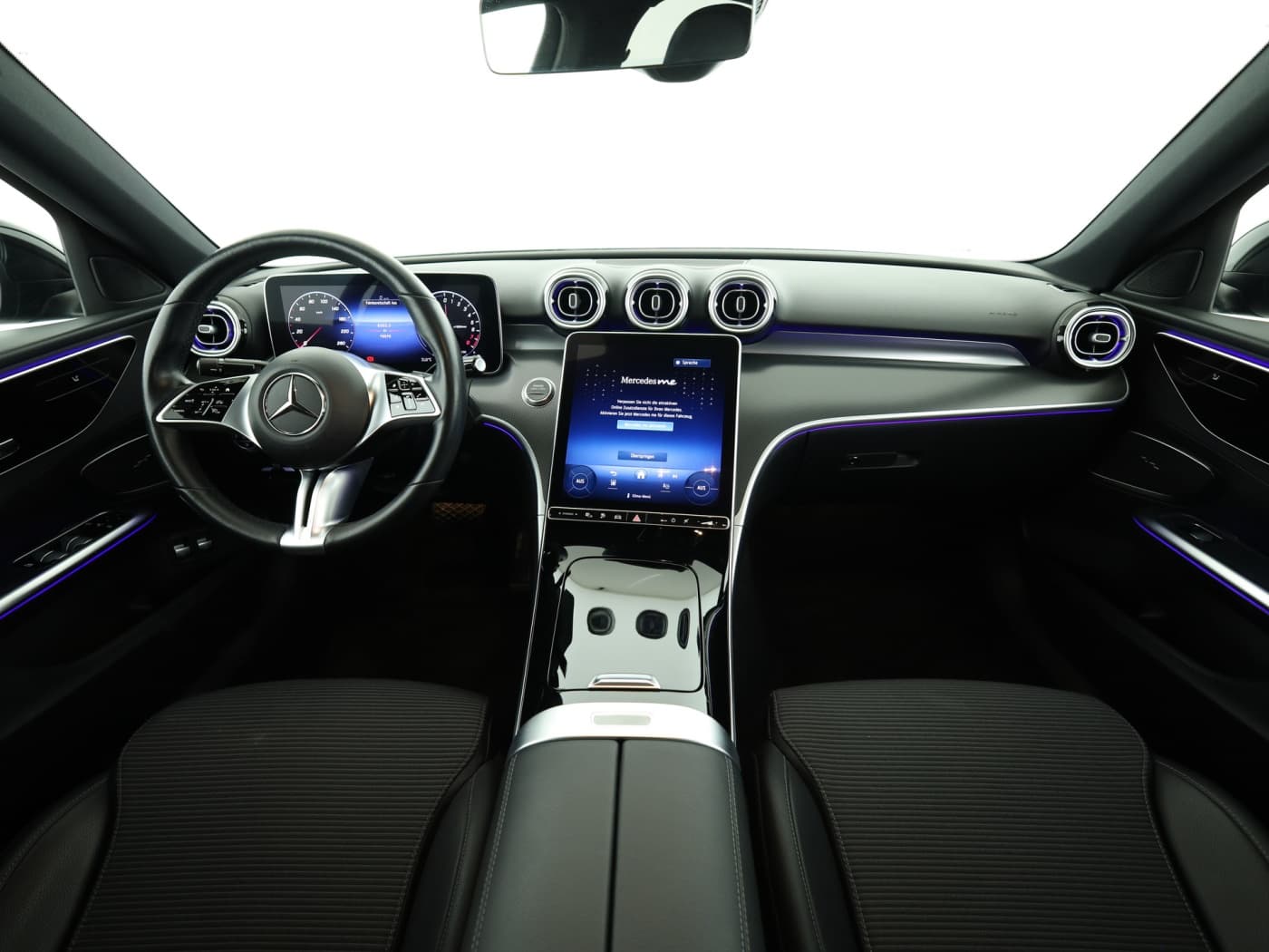 Mercedes-Benz C 300 e Bild 19