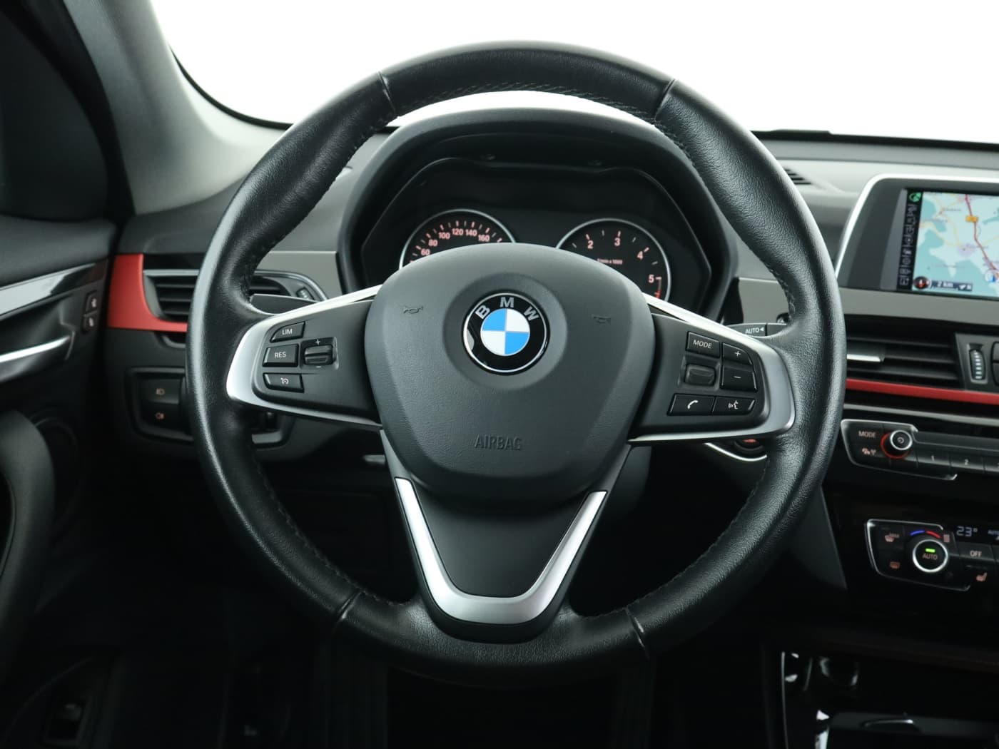 BMW X1 xDrive 20 d Sport Line Bild 11