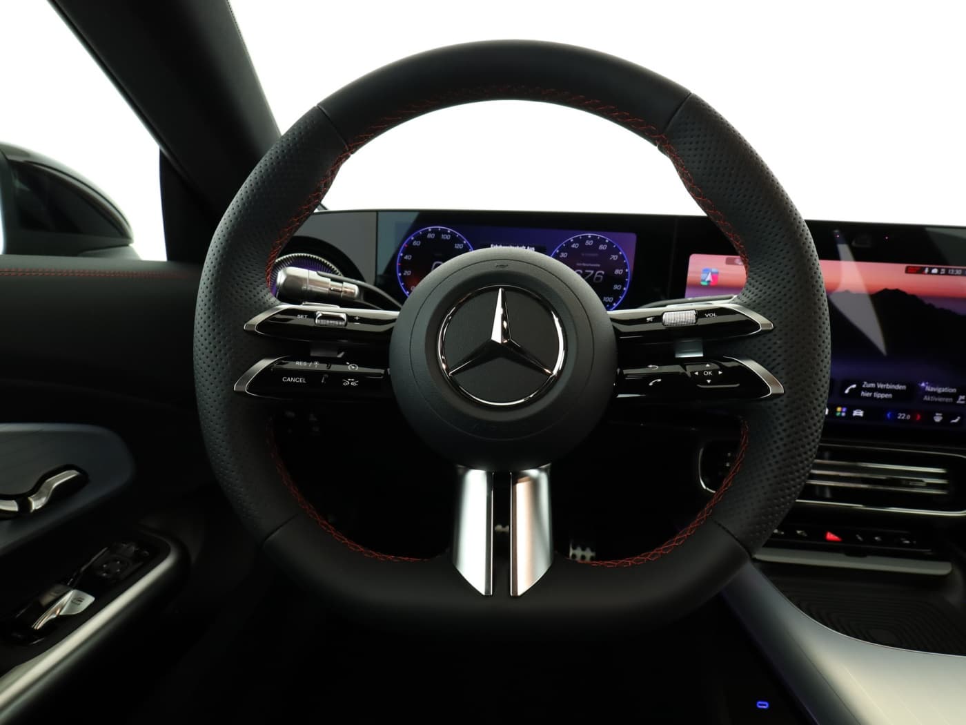 Mercedes-Benz CLA 350 4MATIC SB mit EQ Bild 11