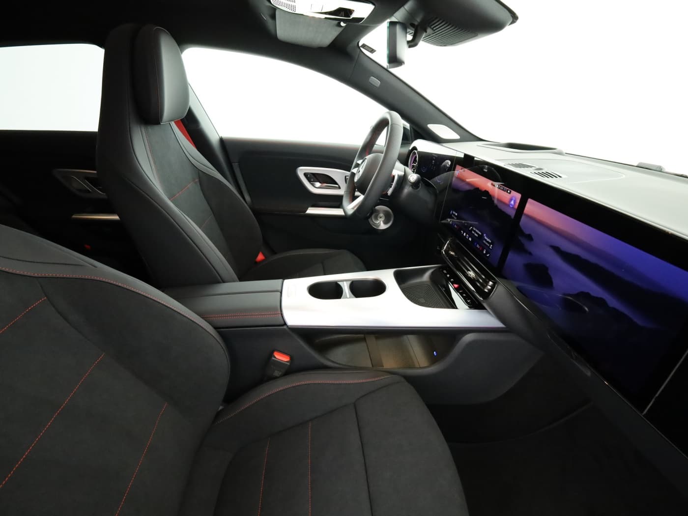 Mercedes-Benz CLA 350 4MATIC SB mit EQ Bild 17