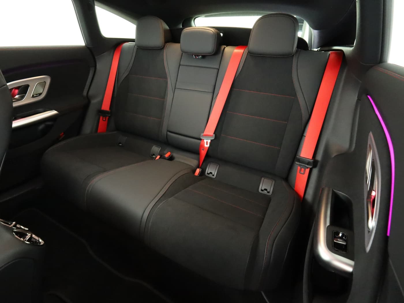 Mercedes-Benz CLA 350 4MATIC SB mit EQ Bild 18
