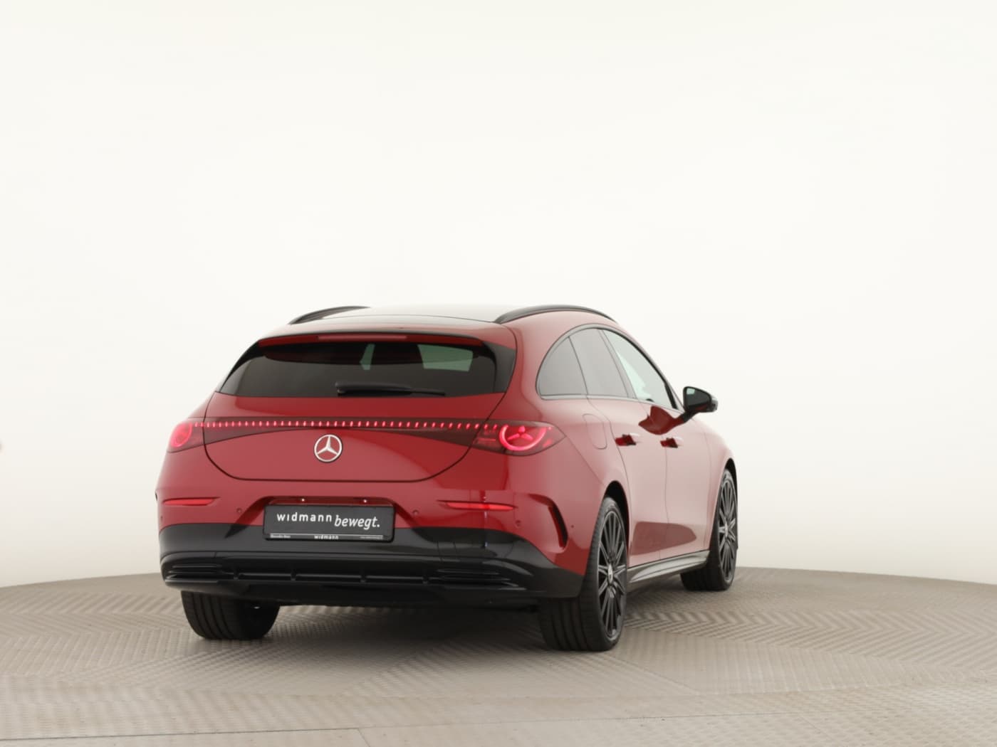 Mercedes-Benz CLA 350 4MATIC SB mit EQ Bild 2