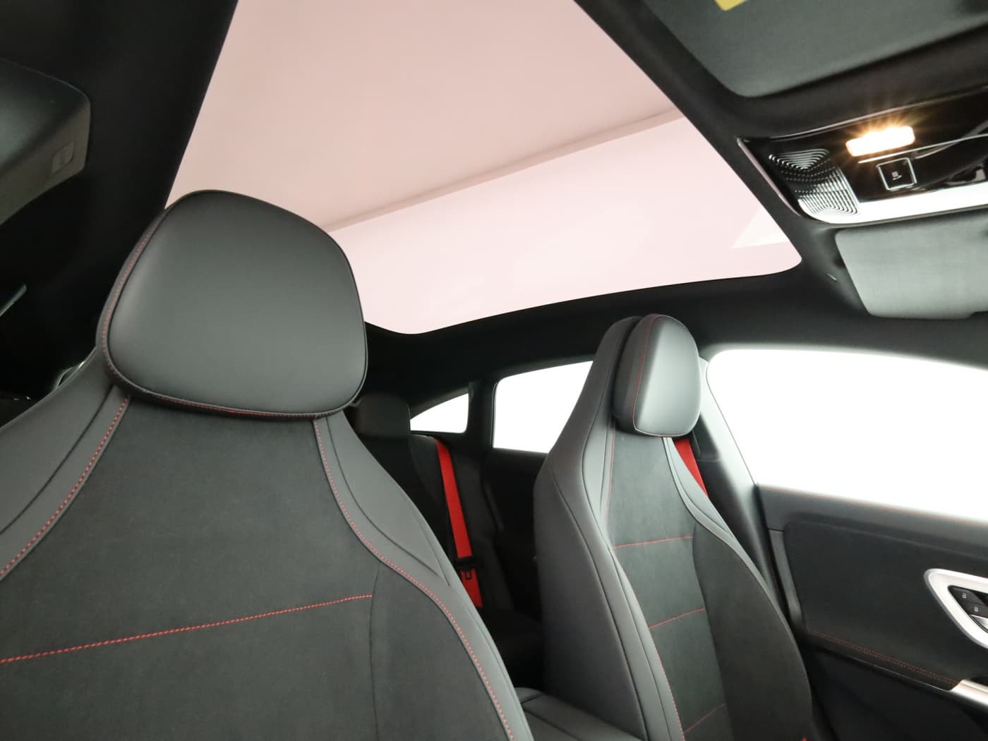 Mercedes-Benz CLA 350 4MATIC SB mit EQ Bild 21